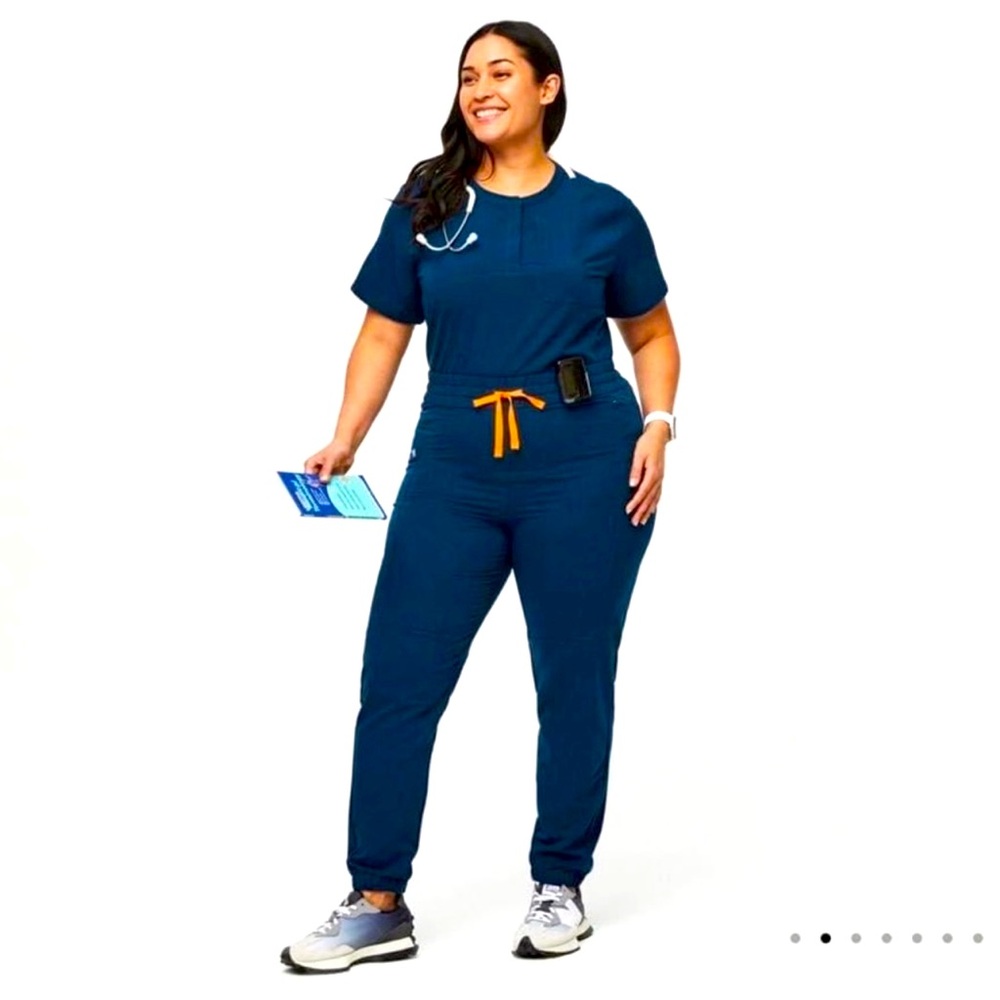 Figs Deep Reef Scrubs XS set